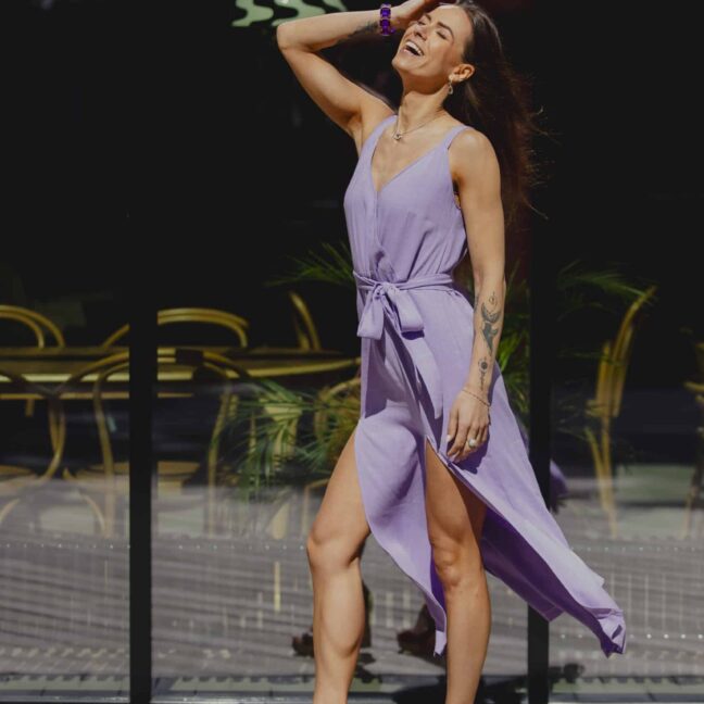 Naiste puuvillane viskoosist linasest kahe pika lõhikuga maksikleit kangast suvekleit viisakas pidulik kleid naisele, käsitöökleit naistele lõhikuga, pikkade varrukatega ja lipsuga, V kaelus, must, vanaroosa, roheline, beež, sirelilillaNaiste puuvillane viskoosist linasest kangast suvekleit viisakas pidulik kleid naisele, käsitöökleit naistele lõhikuga, pikkade varrukatega ja lipsuga, V kaelus, must, vanaroosa, roheline, beež, sirelililla